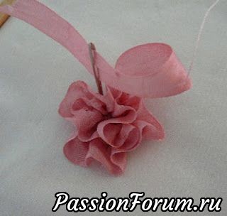 Вышивка.