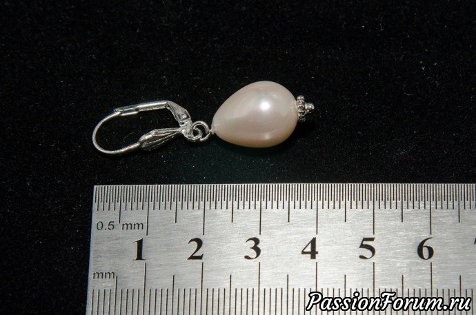 Продам украшение (колье в две нити и трое серёг) 5.500 р.