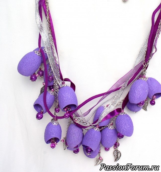 Колье из коконов шелкопряда "A bouquet of purple lilacs "
