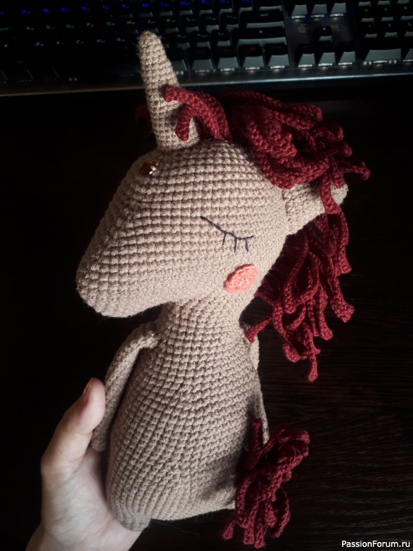 Единорог крючком