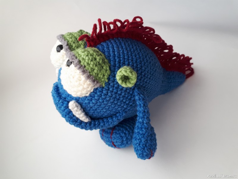 Монстрик крючком