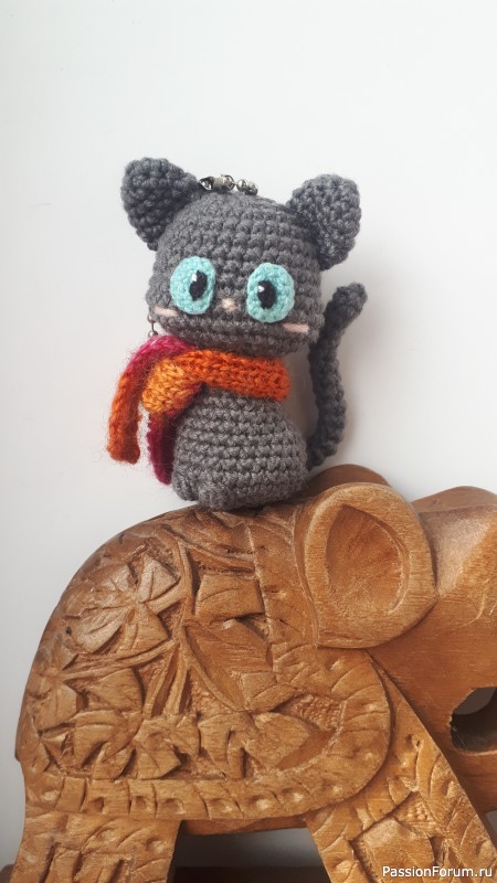 Котенок крючком