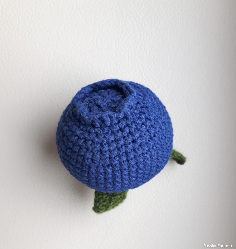 Голубика вязаная крючком