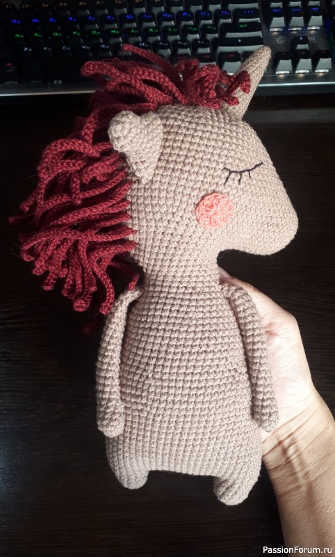 Единорог крючком