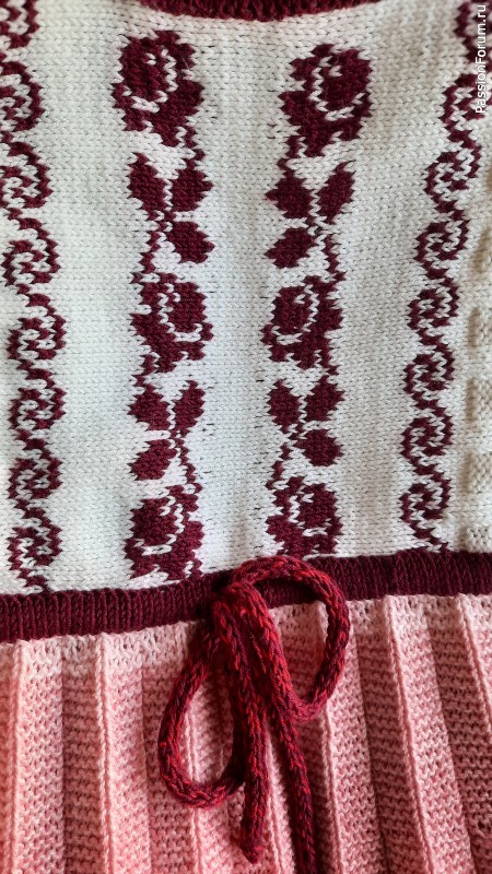 Платье для девочки 5-6 лет