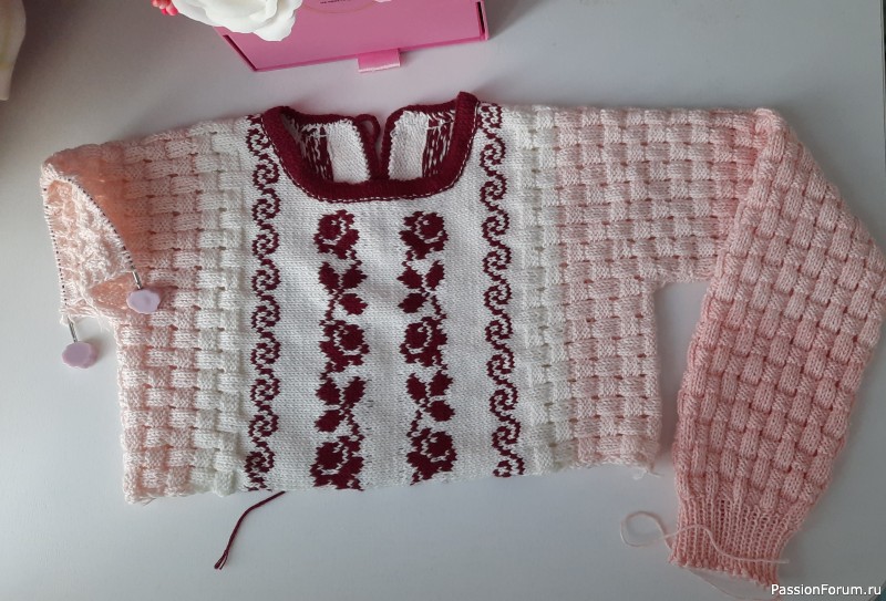 Платье для девочки 5-6 лет