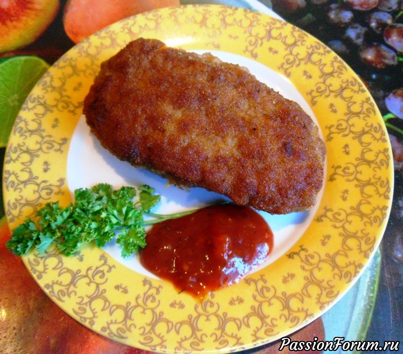 Мясные зразы с тостовым сыром и яйцами