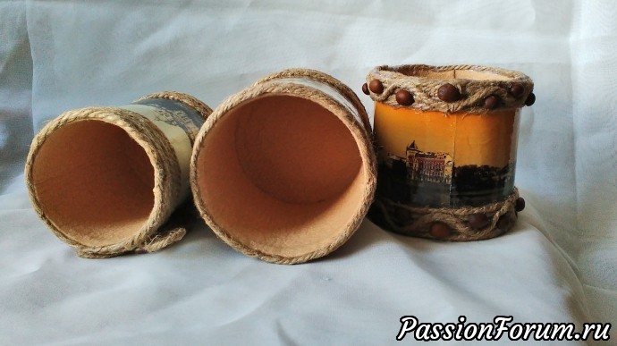Бутылки и карандашницы Бутылки и карандашницы