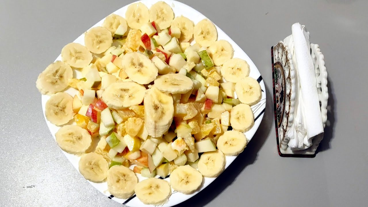 Салат из фруктов со сгущенкой Десерт на скорую руку