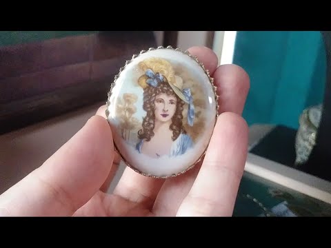 Воскресные находки. Моя коллекция фарфоровых брошей