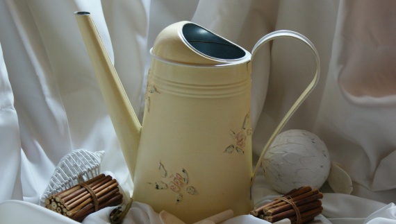 Подвес,лейка,коробок